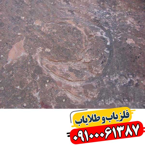 نماد ماه در دفینه یابی 09100061387