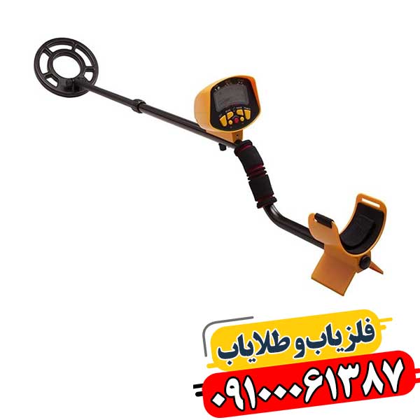 فلزیاب اسنایپر در حال حرکت روی زمین سنگی برای پیدا کردن فلزات پنهان 09100061387